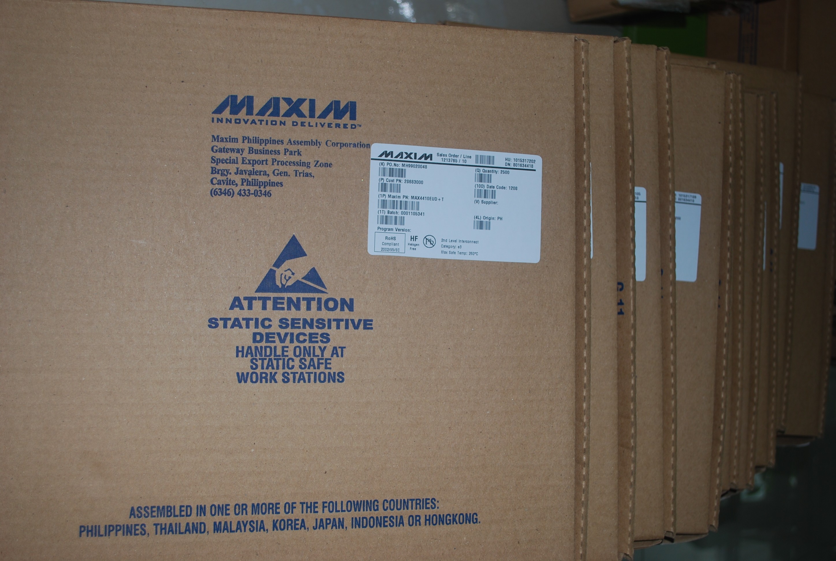 MAX4410EUD 80MW，DirectDrive立体声耳机驱动器，带有关断 产品图