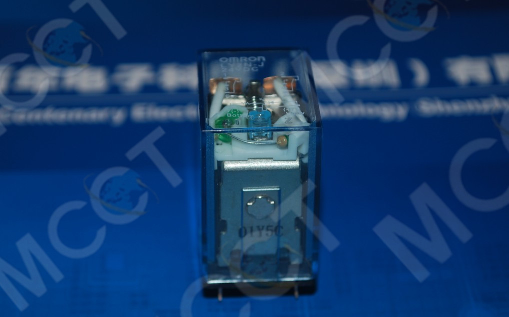 LY2N-J  DC24V 传感器 产品图