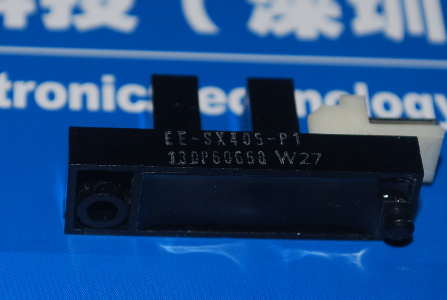 EE-SX405-P1 光电传感器 产品图