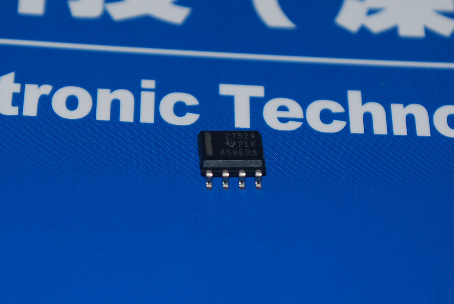 UCC27524D (ACTIVE) 双路 5A 高速低侧电源 MOSFET 驱动器 产品图