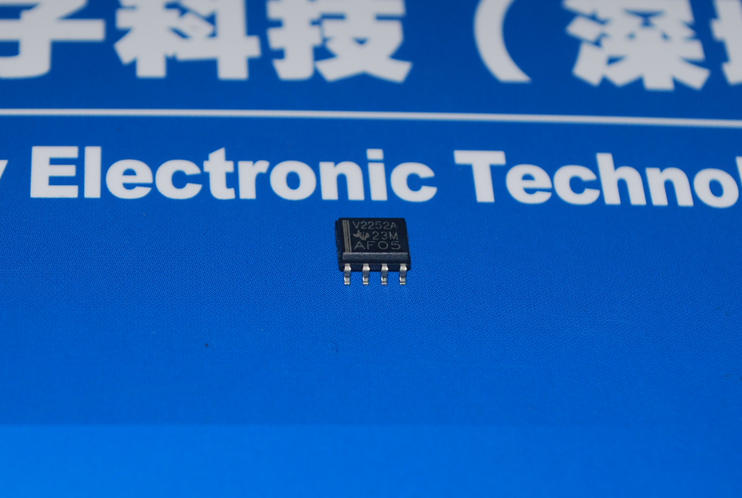TLV2252AID 运算放大器 产品图