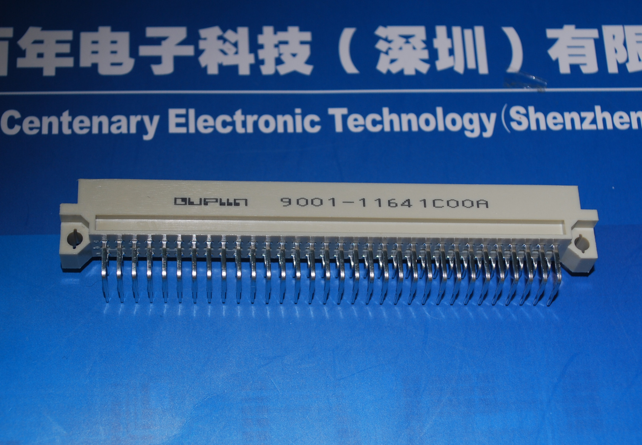 9001-11641C00A 台湾欧品oupiin连接器9001-11641C00A 3排64弯针 间距2.54mm 产品图