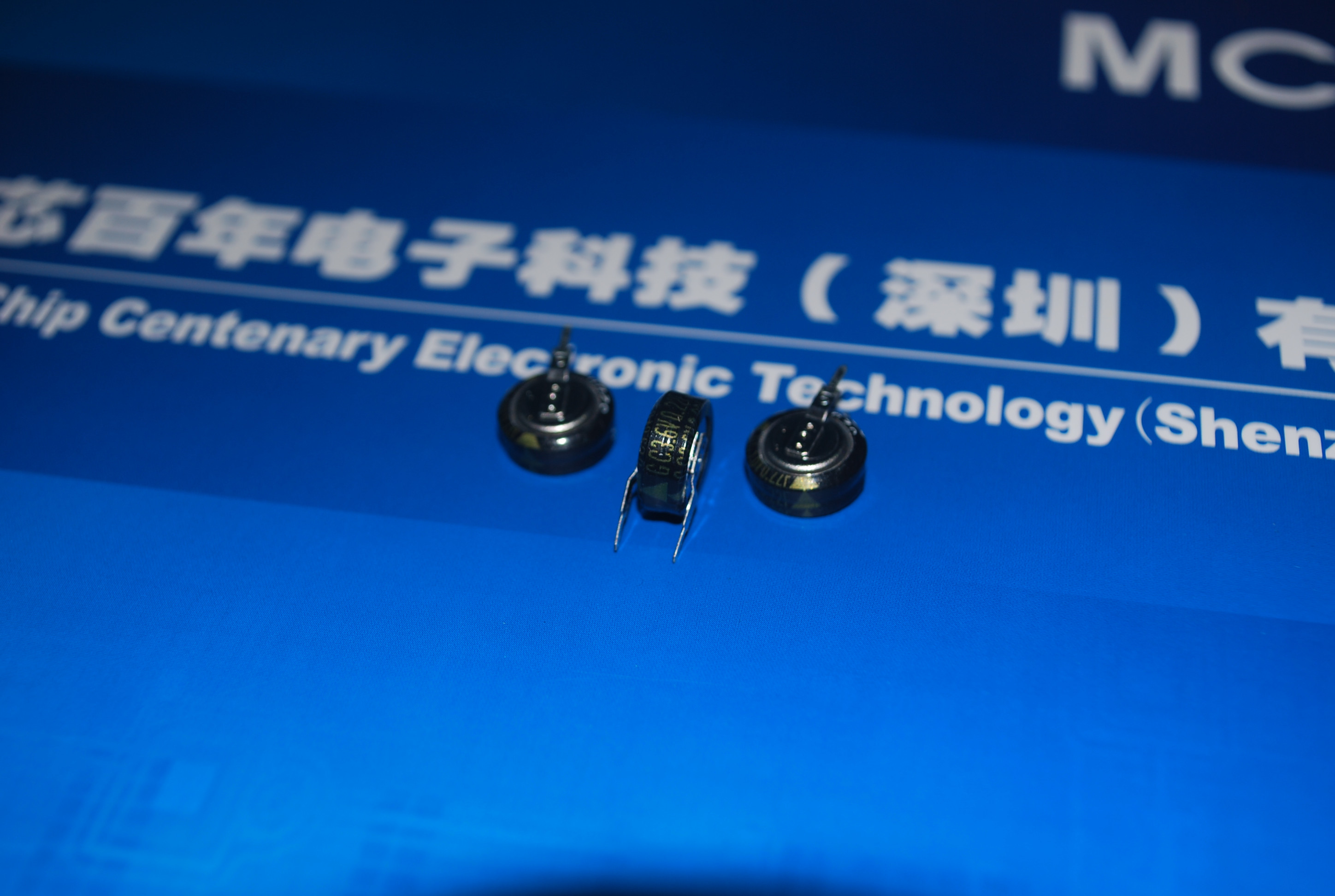 EECRG0V224V Supercapacitors / Ultracapacitors 0.22F, 3.6volts 10.5x5mm Vertical 产品图