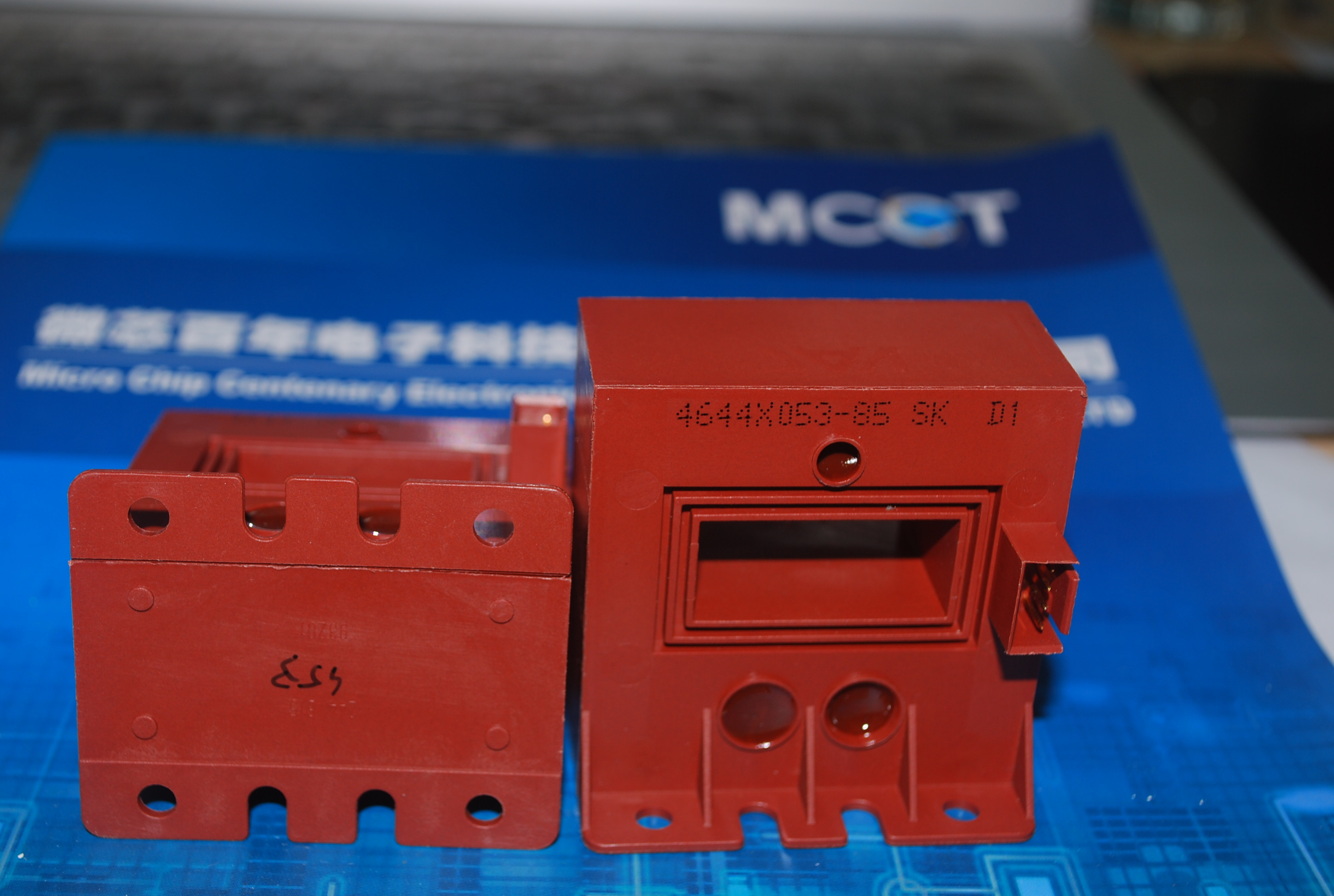 T60404-N4644-X056 电流传感器 产品图