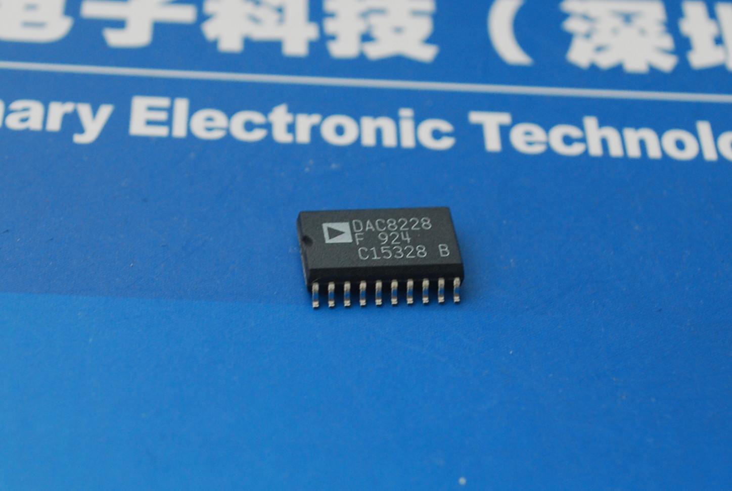 DAC8228 数模转换器 产品图