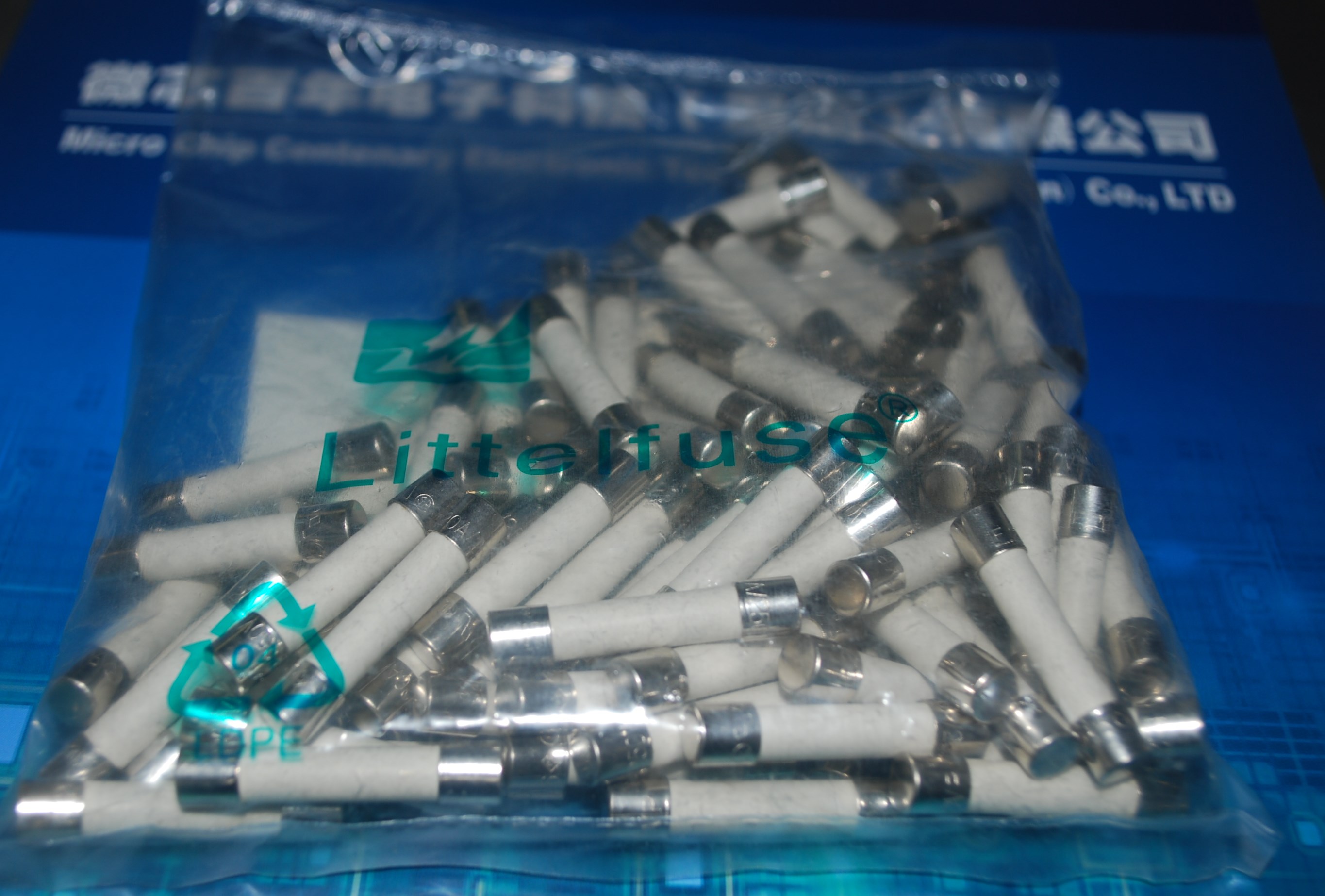 20A 250V 力特陶瓷保险丝 产品图