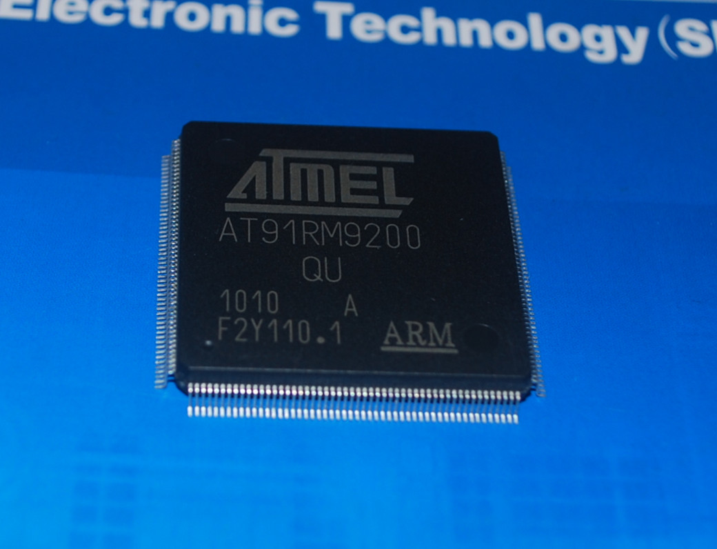 AT91RM9200-QU-002 微控制器集成有128KB的ISP的FLASH和CAN控制器字节 Microcontroller WITH 128K BYTES OF ISP FLASH AND CAN CONTROLLER 产品图
