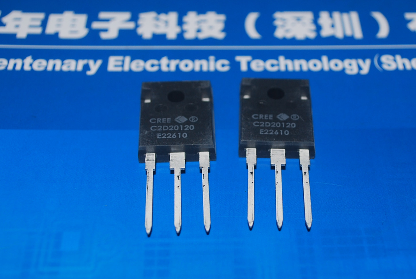 C2D2012D C2D20120D功率管NPN道 20A1200V 原装正品 产品图