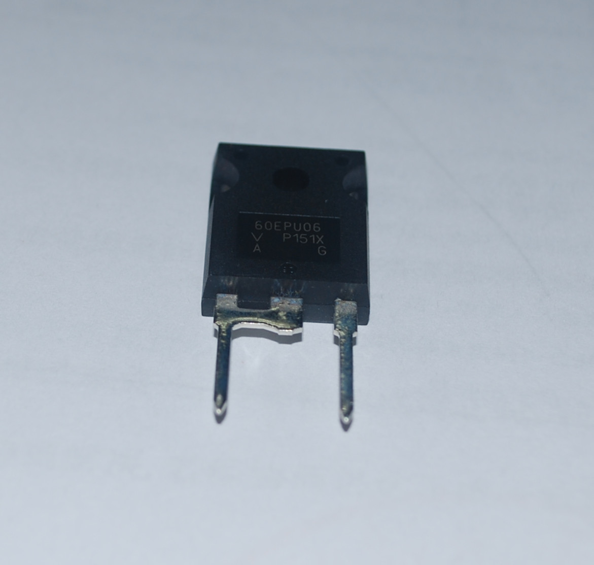 VS-60EPU06PBF 太阳能专用场效应管 产品图