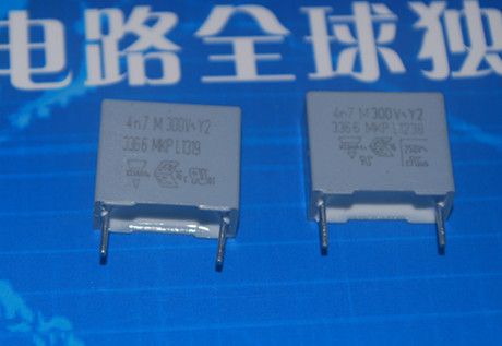 BFC233660472 4.7nf  250vac  y2 RADO0.4 产品图
