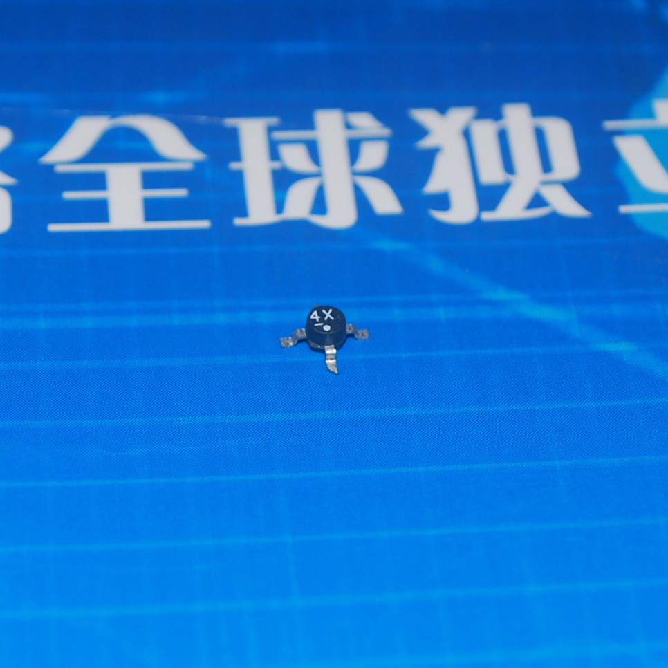 ERA-4XSM 整体式功放50з宽带直流至8GHz 产品图