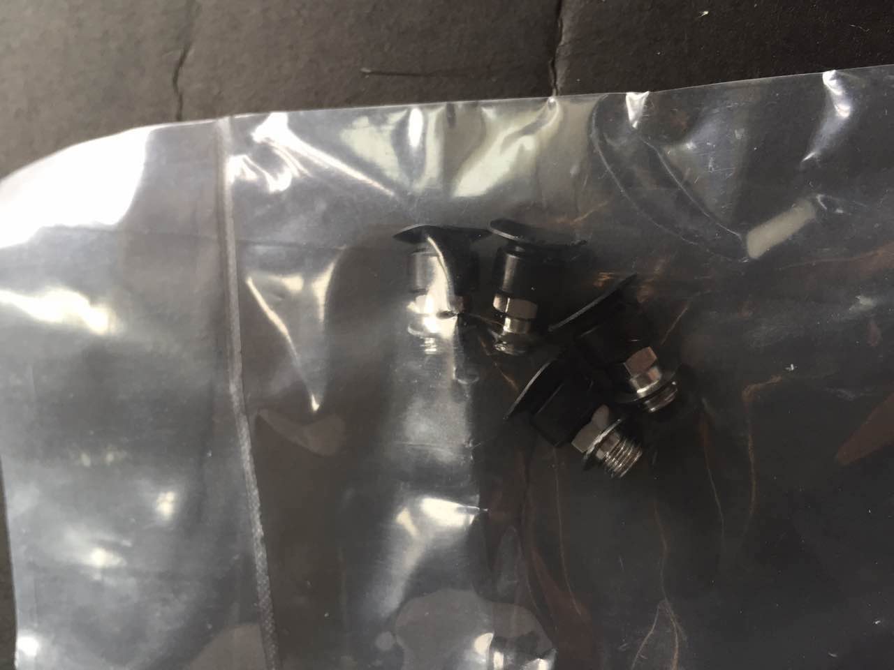 VPE10PN PISCO款真空吸盘VPE10PN VPE15PN VPE20PN外螺纹M5外牙薄型吸嘴 产品图