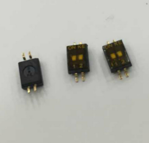 DSHP02TSGER 台湾KE DSHP02TSGER 间距1.27mm 贴片SMD 2位拨码开关 2路编码 产品图