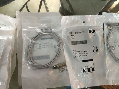 IM12-04BNS-ZW1 德国SICK（西克）光电开关IM12-04BNS-ZW1 产品图