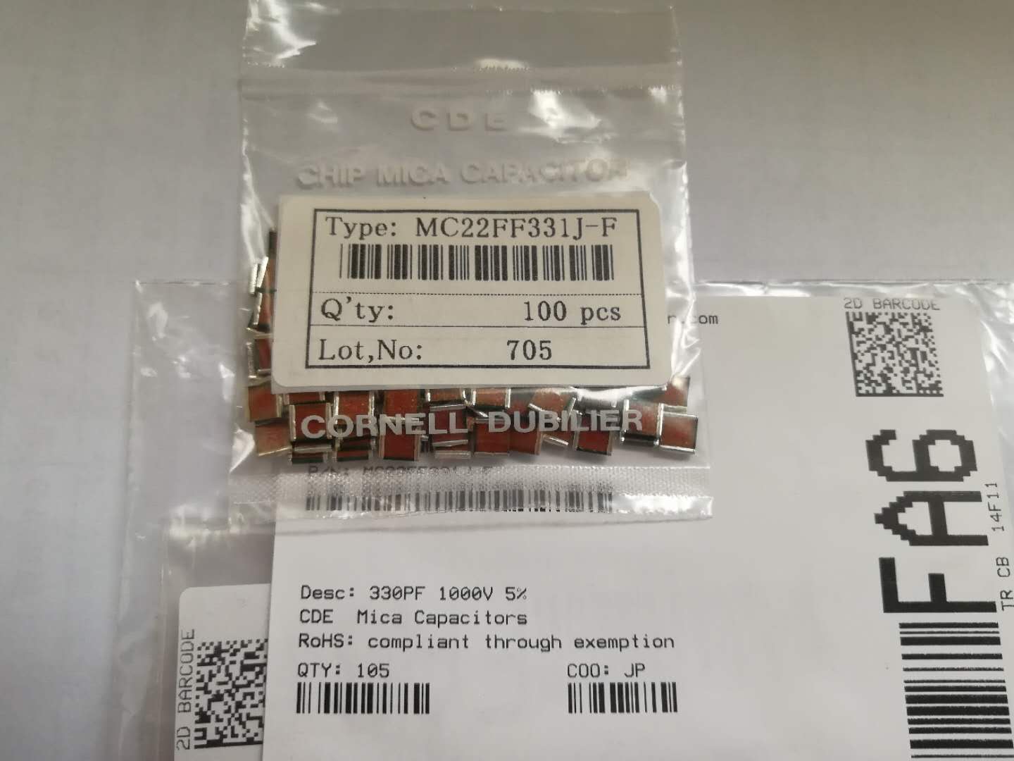 MC22FF331J-F Cap Mica 330pF 1000V 5% (5.7 X 5 X 2mm) SMD 125C Automotive Bulk 产品图