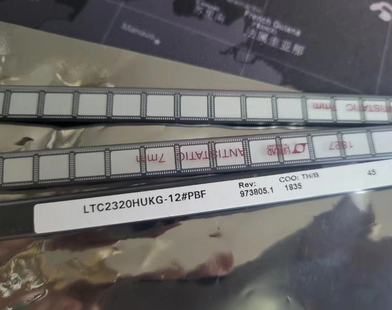 LTC2320HUKG-12#PBF 8-Channel Quad ADC SAR 1.5Msps 12-bit Serial (SPI)/LVDS Automotive 52-Pin QFN EP 产品图